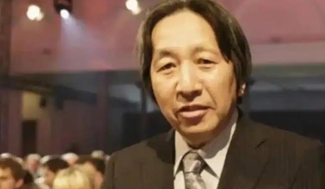 1994年日本人腾弘原发明了二维码，但他认为这东西太简单懒得收取专利费，甚至他在