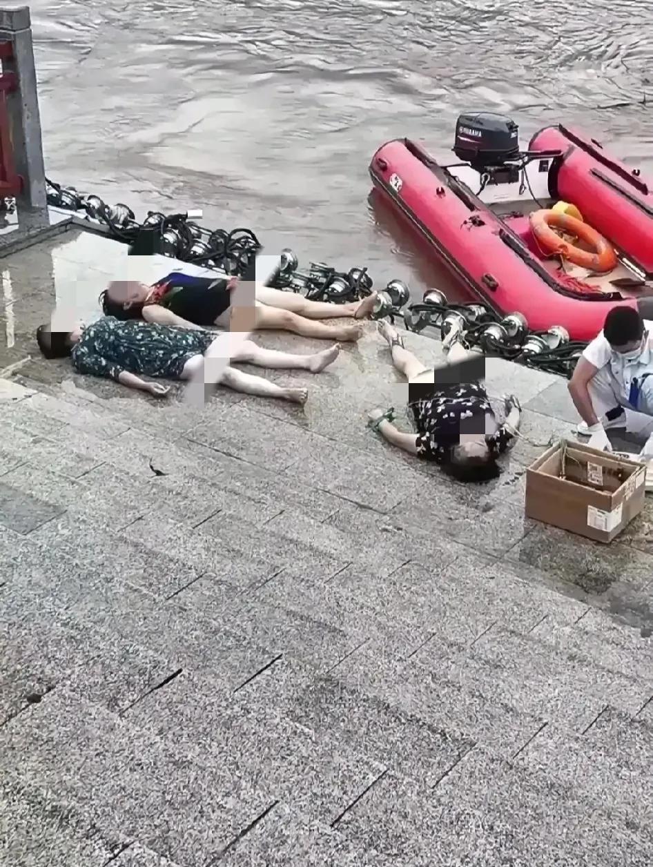 四川雅安7位退休大妈遇难后，她们的退休金怎么办？
今天一个律师朋友跟我聊起这事，