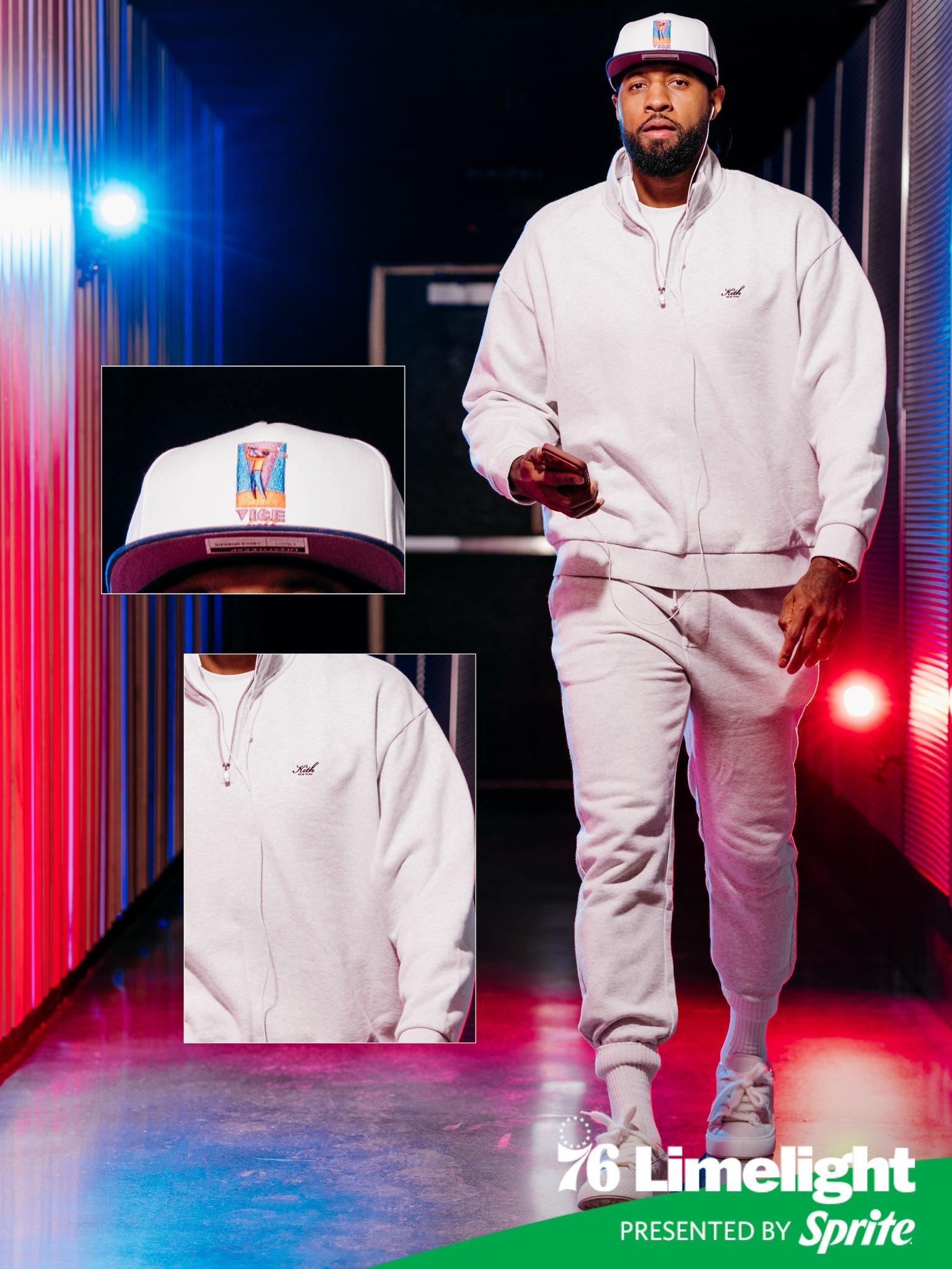 套装潮男！分享今日份赛前抵达主场球馆时的帅泡～费城76人冬日热情篮不住PaulG