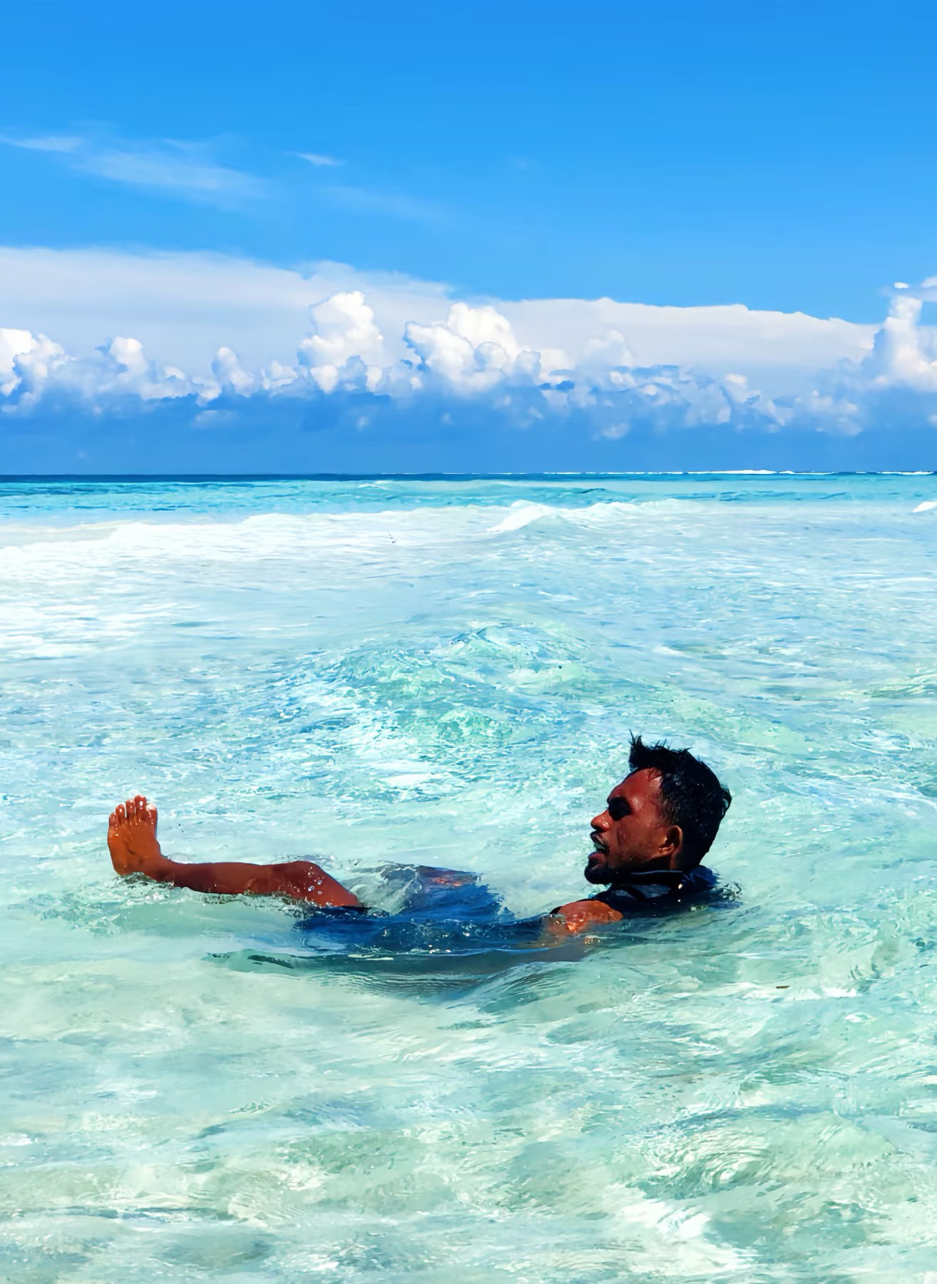 去巴厘岛玩的话，我强烈建议再安排五六天时间去到隔壁龙目岛。在体验了巴厘岛的热烈喧