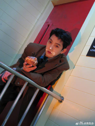 范世錡怎么了 别再瞎琢磨范世錡啦！被污蔑半年，他勇敢拿起法律武器，嘿粉也付出代价