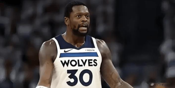 看NBA带定位晒今日生活 
本赛季兰德尔觉得自己进全明星是有可能的，最终目标还是