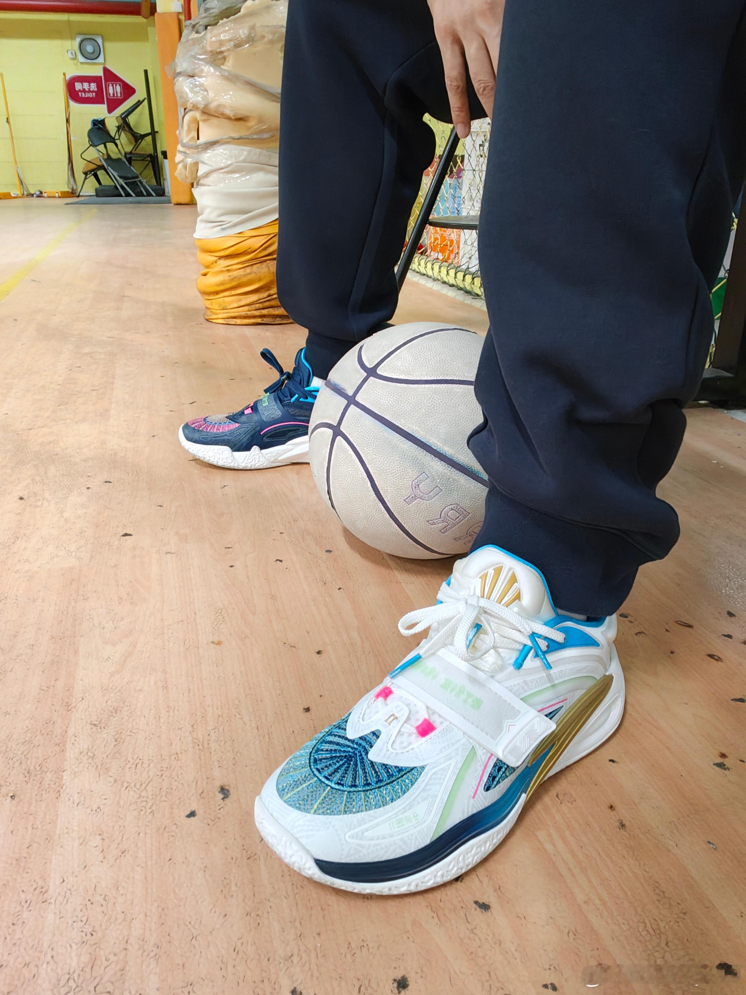 三代都来了，我还在穿一呢～直到世界的尽头