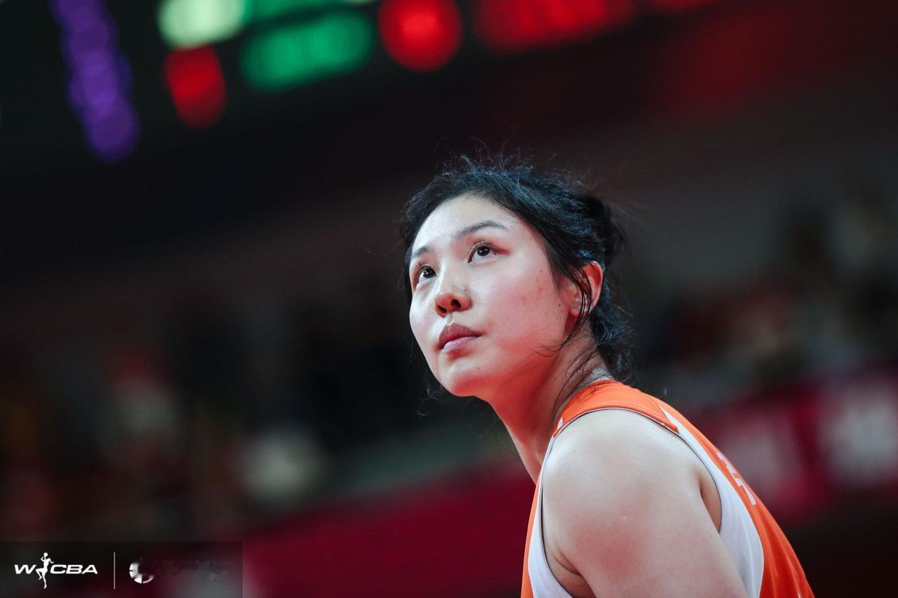 张茹加盟山西女篮，内蒙古女篮解散，四川队会怎么样玩？

张茹这几年就是工兵，得分