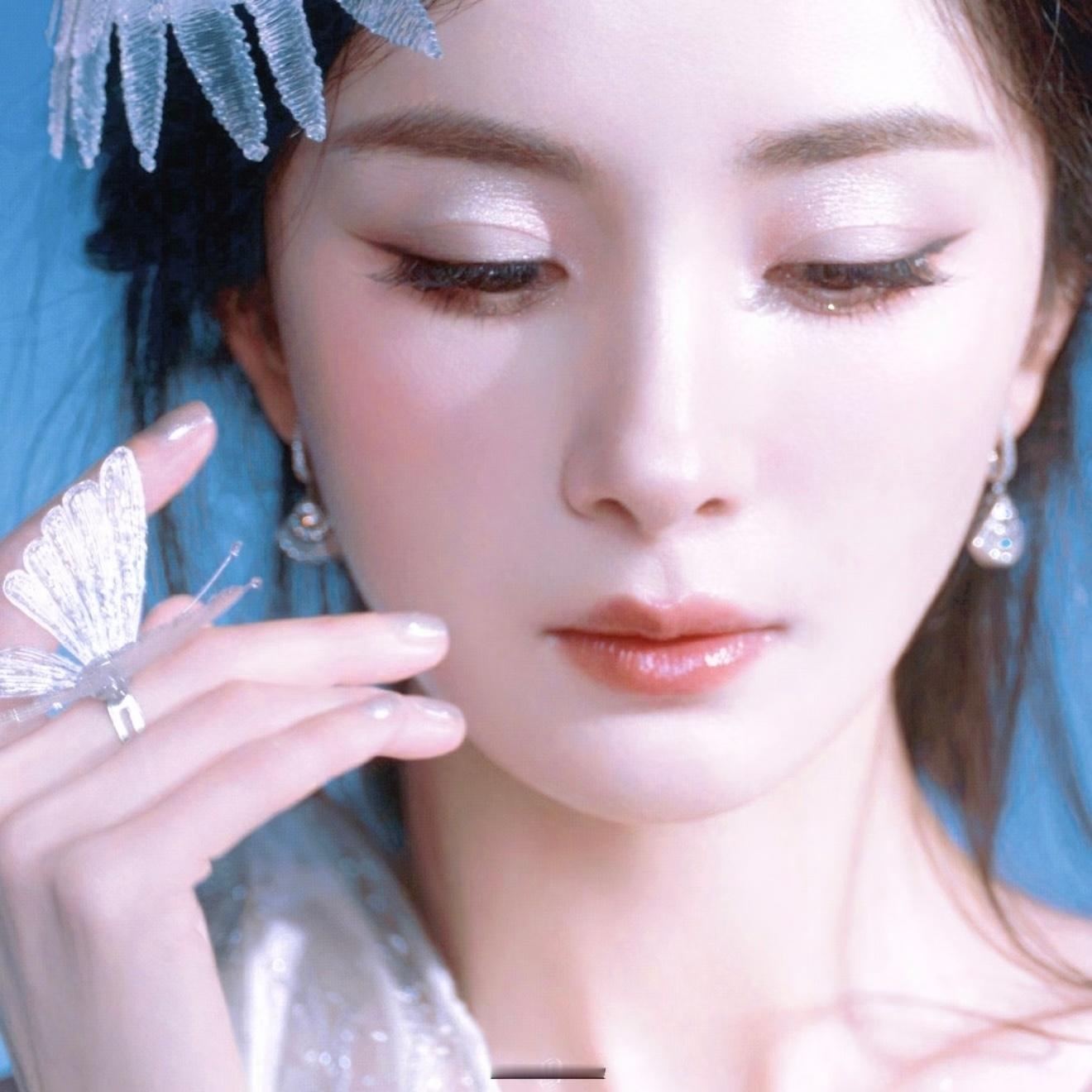 欧阳娜娜｜杨超越｜杨幂angelababy（杨颖）｜卢昱晓｜古力娜扎张予曦｜赵丽