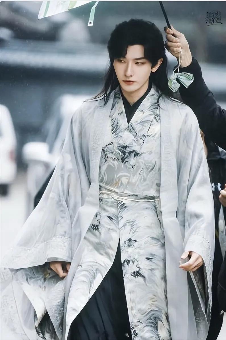 爱奇艺分账古装剧《青衿志》今日正式开机！该剧由李子璇、王瑞昌、谢兴阳等人联袂主演