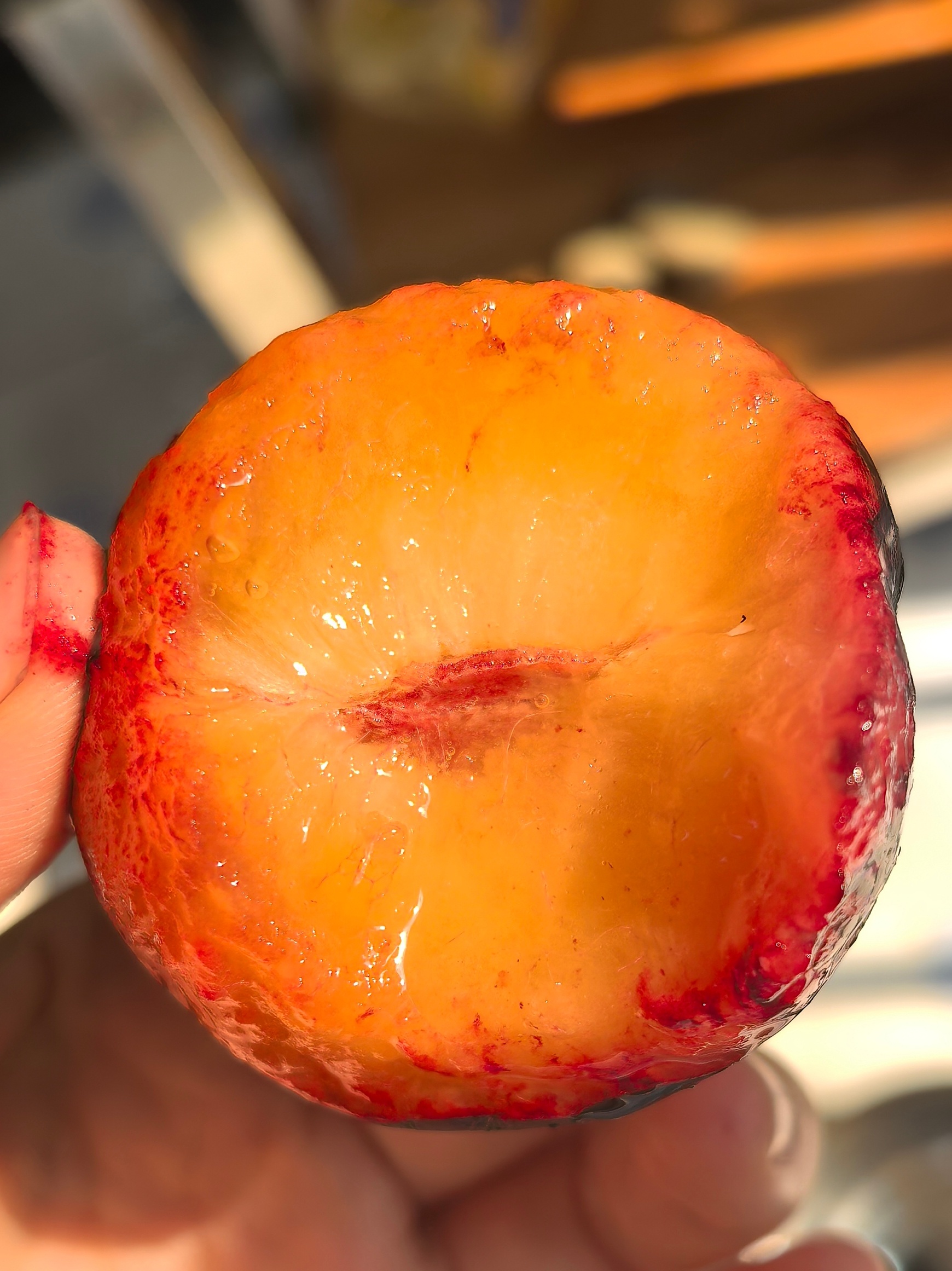 等了这么多天，就是在等今天！我软透了的黑布林简直是超绝仙品～爆汁，甜透，无可取代