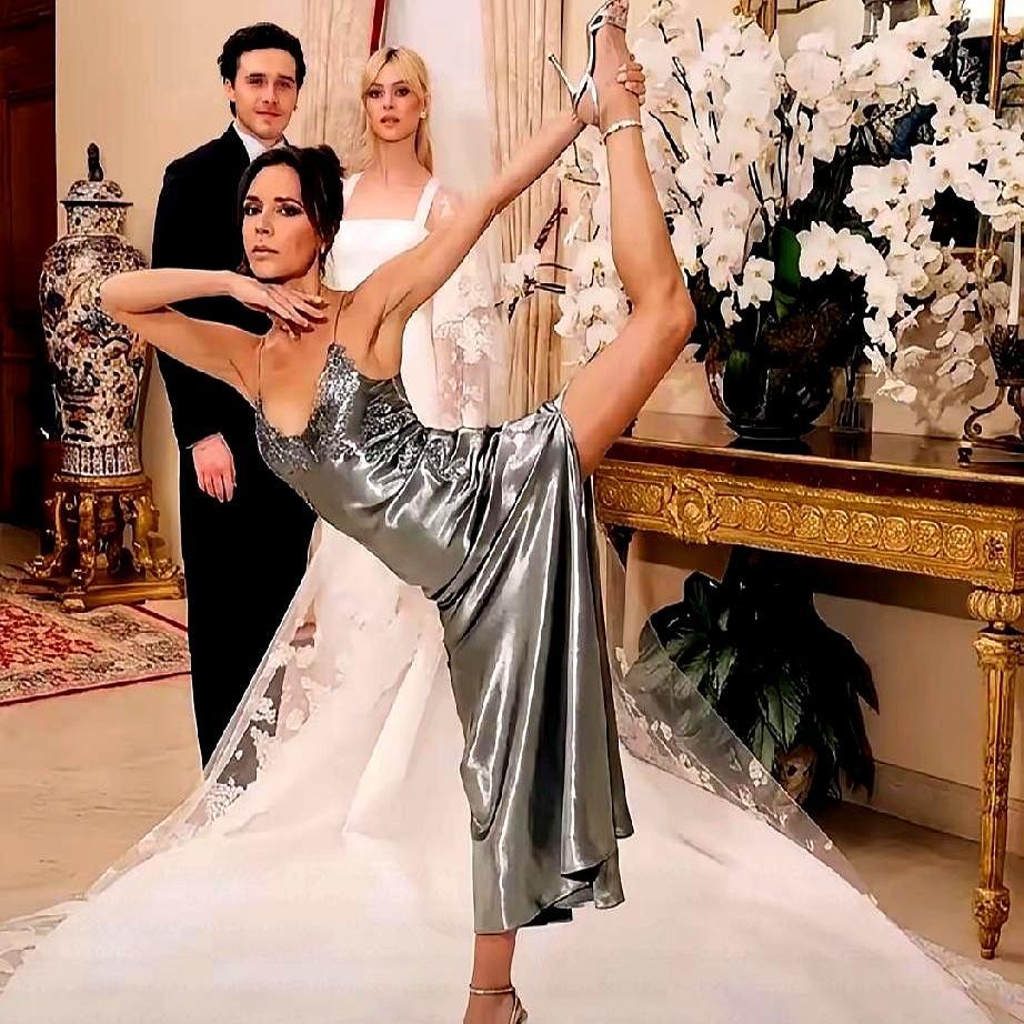 儿子大婚第一支舞，竟是和亲妈跳的。
 
贝克汉姆大儿子布鲁克林的婚礼上，本该是他