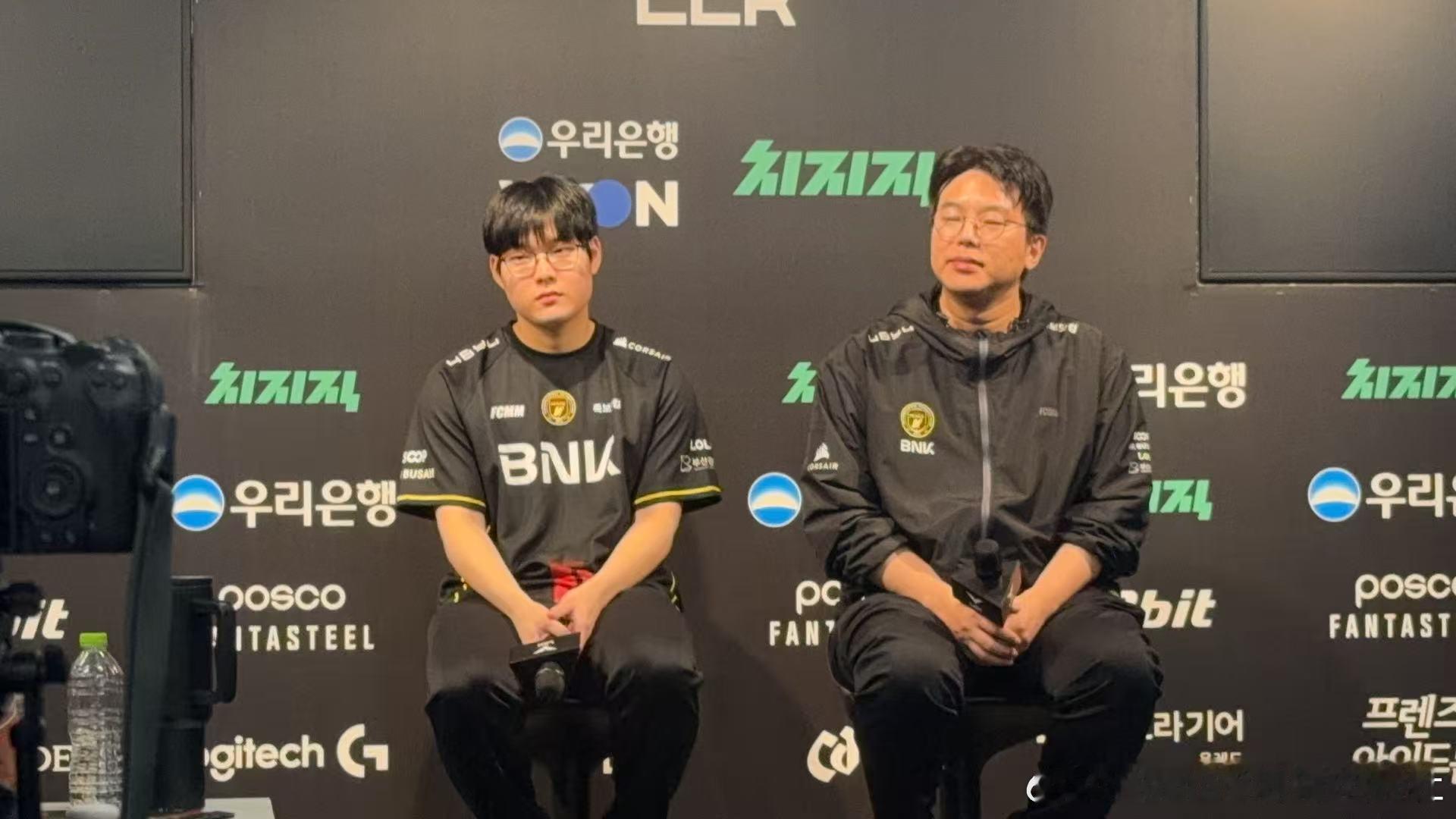 Vicla参加赛后群访刺猬前线2026lck ​​​