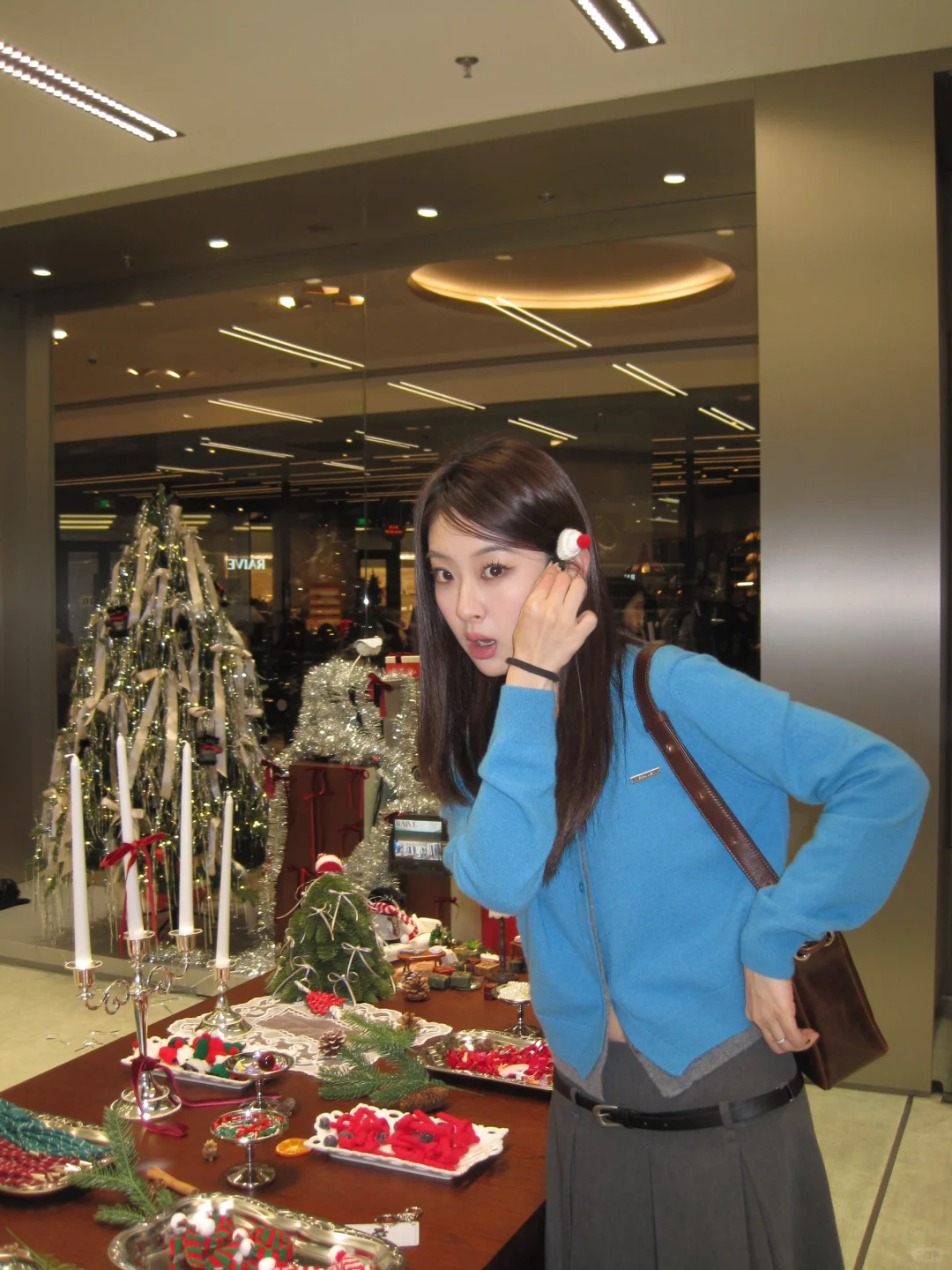 Christmas shopping day ଘ(੭ˊᵕˋ)🍎