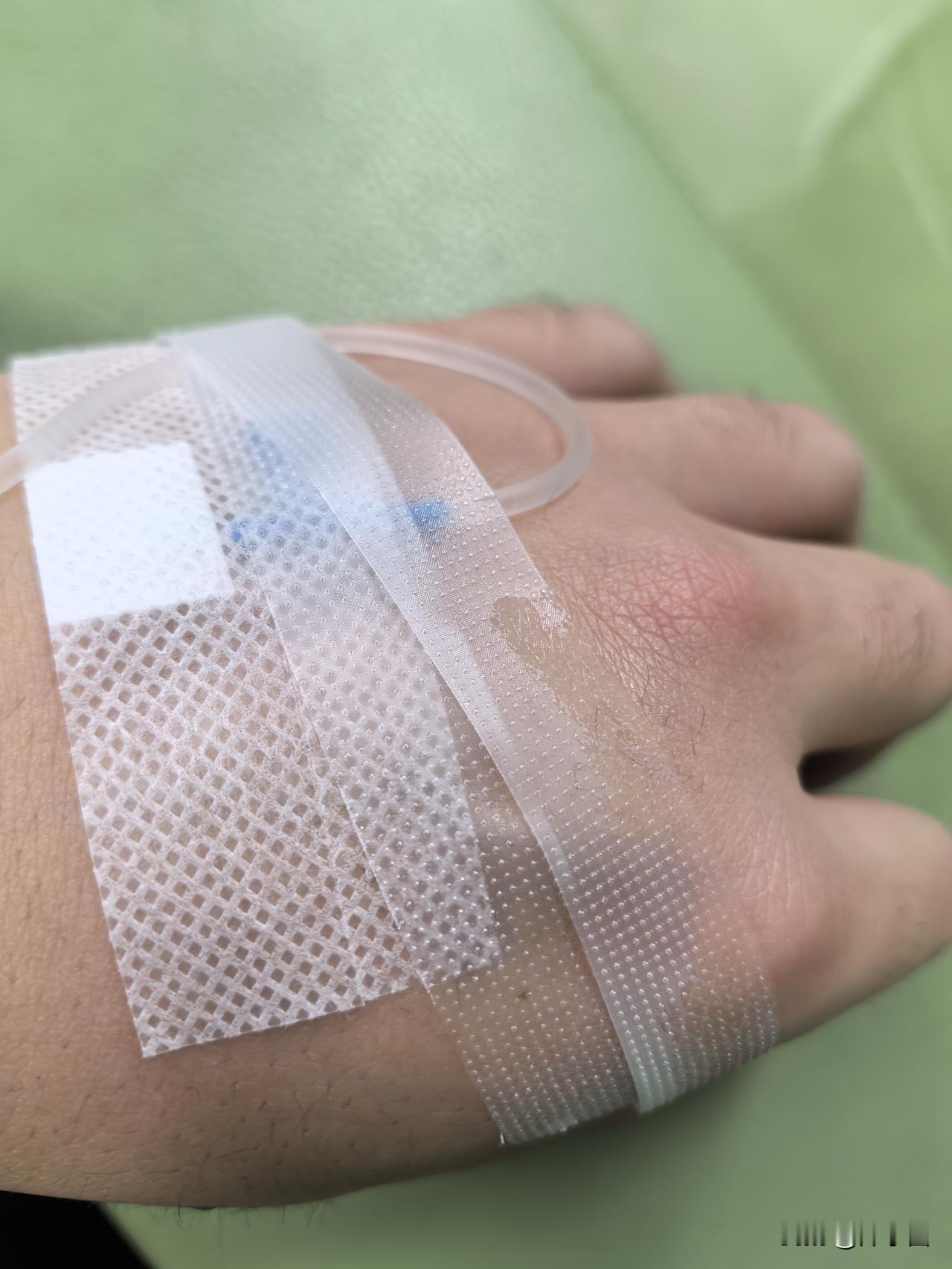 几天重感冒，现在终于恢复了，希望大家都注意保暖，身体健康