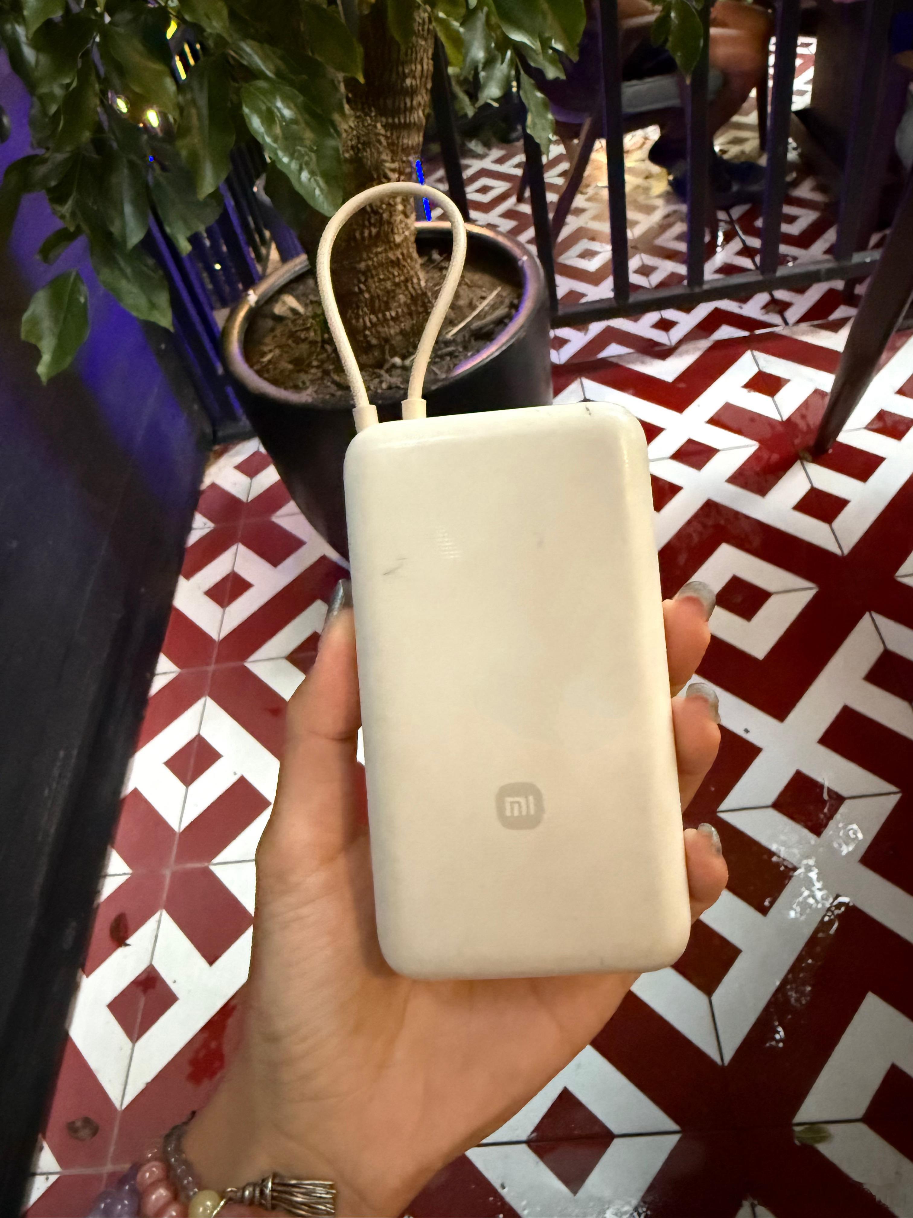 我这款吗[doge]小米主动召回某型号部分充电宝产品 ​​​