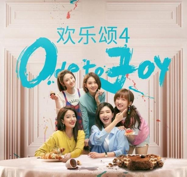 一方是自己的父母，另一方是自己喜欢的女孩，他还不够成熟，不太会处理这些事情，而且