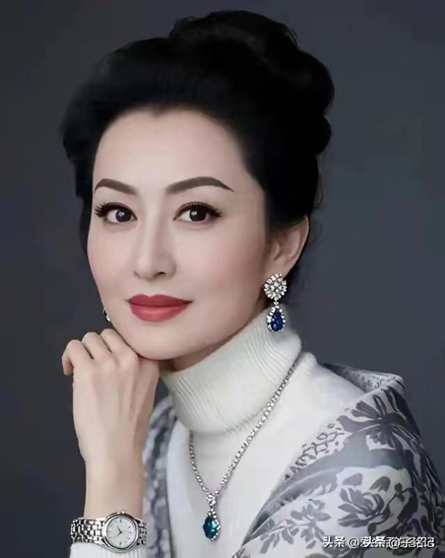 58岁寡妇绝经后去当保姆，同居半年才懂：男人的良心最不值钱
这句话表达了一位58