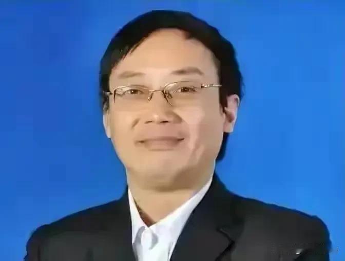 太敢说！汤家凤连续发文硬刚，直接点名胡锡进：这事关乎国安，你真看不懂？
 
最近