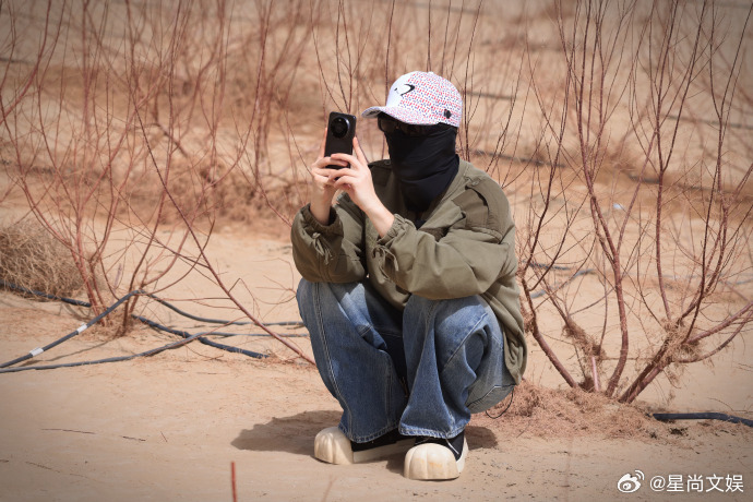 鹭卓昨天才学会如何正确戴面罩鹭卓过了这么久才学会正确戴面罩鹭卓小迷糊实锤！昨天才