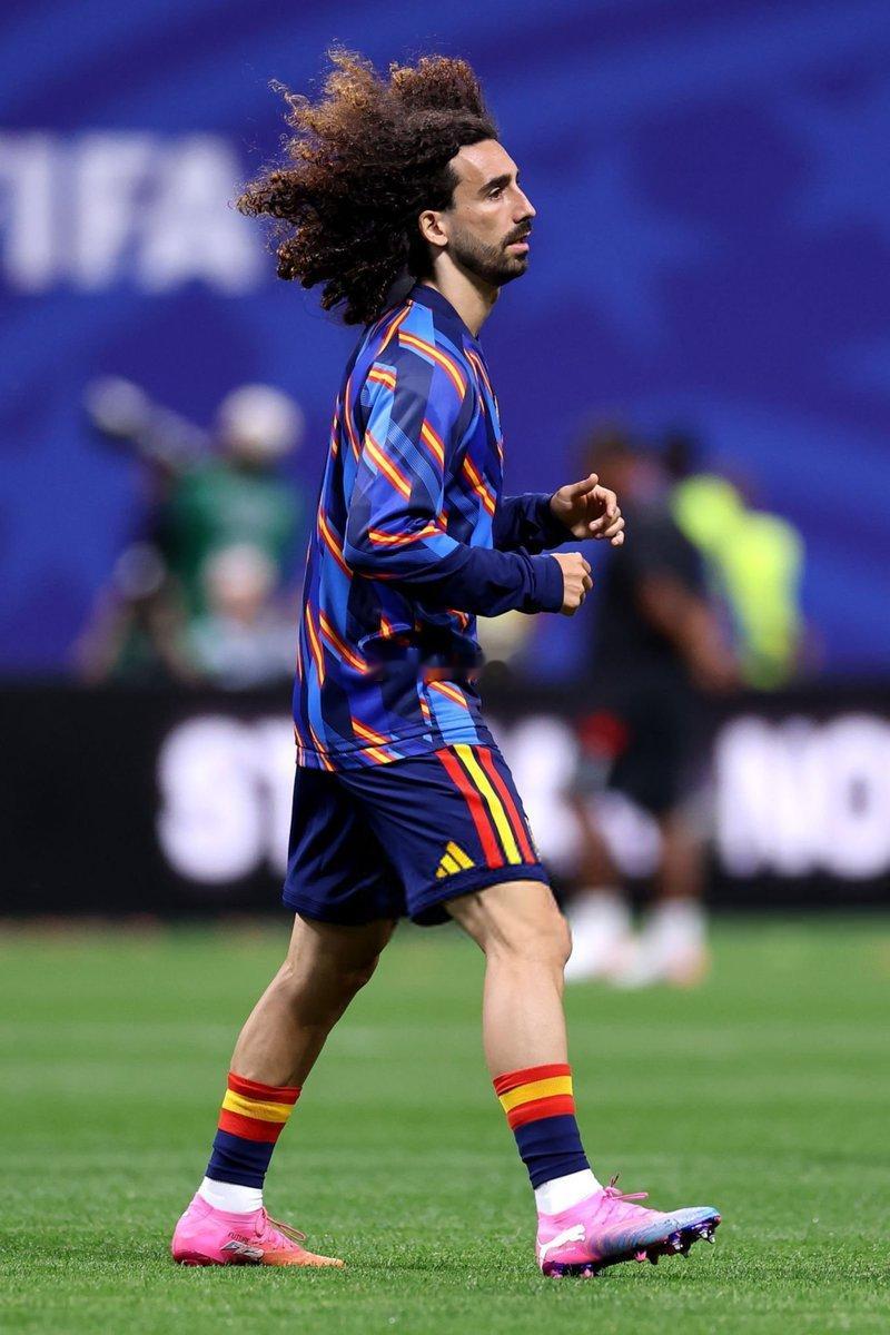 西班牙vs佛得角Marc Cucurella 