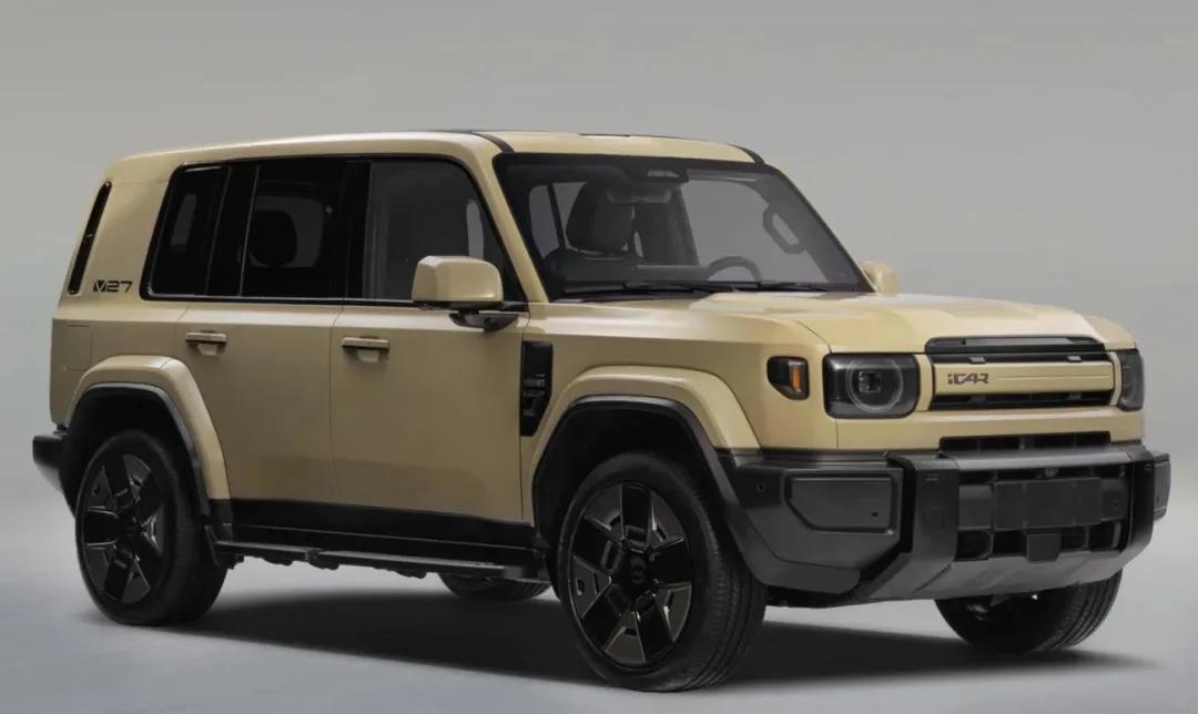 V27，以“硬派智能”为核心定位，车身采用方盒子造型设计，搭配分体式LED大灯与