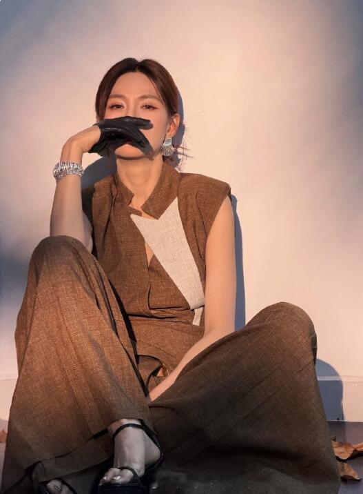 沈梦辰,曲线美 ​​​