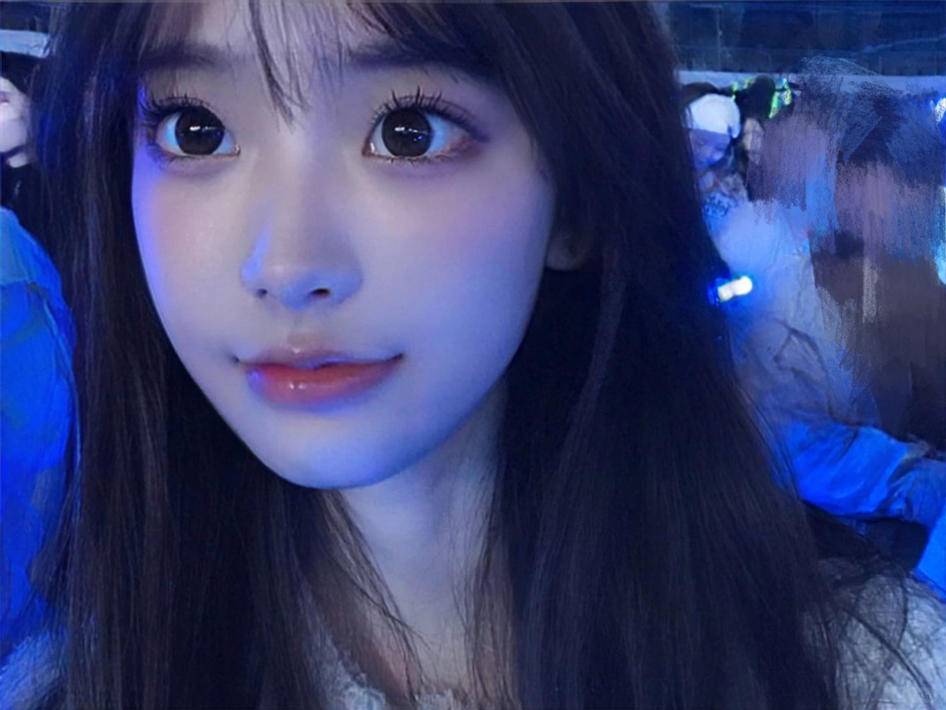 连着看了两天演唱会落下后遗症了…