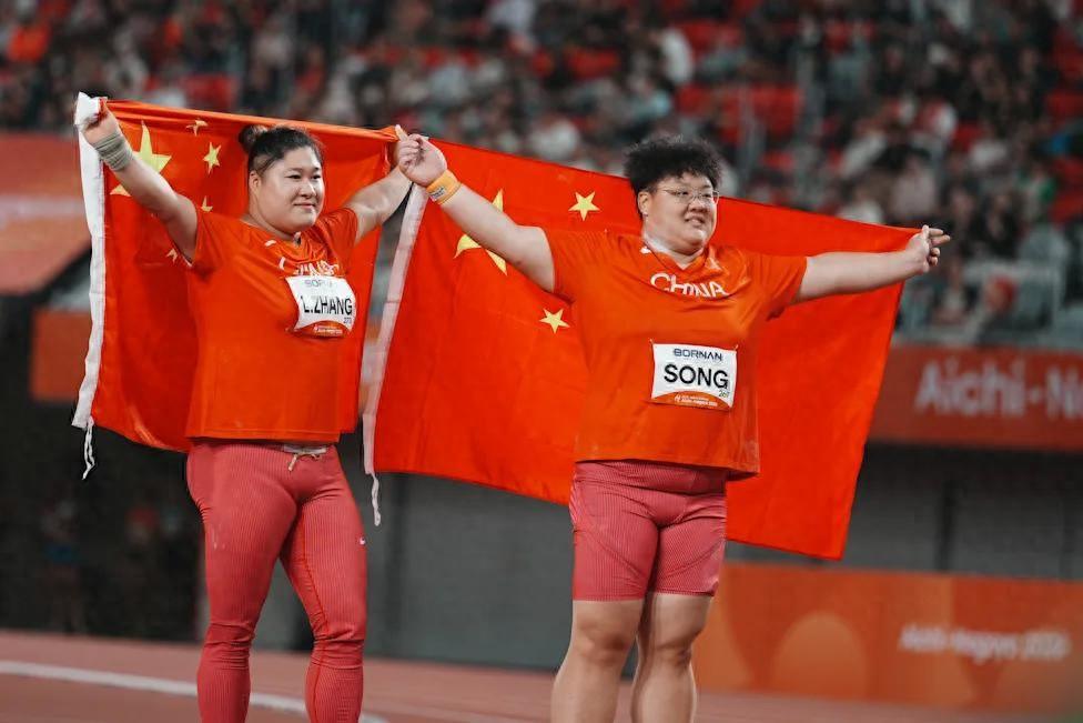 美联社：

“亚运会更应叫“中国运动会”，中国延续四十年统治力”

美联社记者S