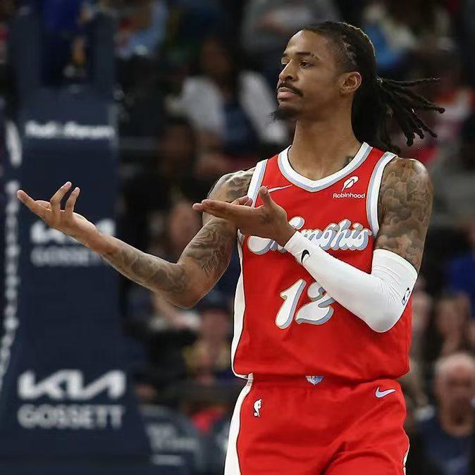 5连败！灰熊队先交易还是先换帅？
灰熊101-111输给没有文班亚马的马刺队，当