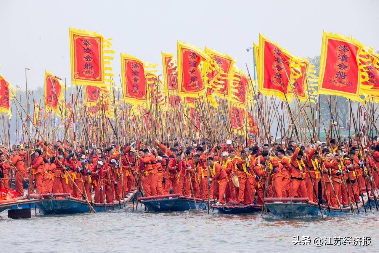 清明溱潼会船节（国家级非遗，2026年4月6日开幕，新华网报道）

语文老师看清