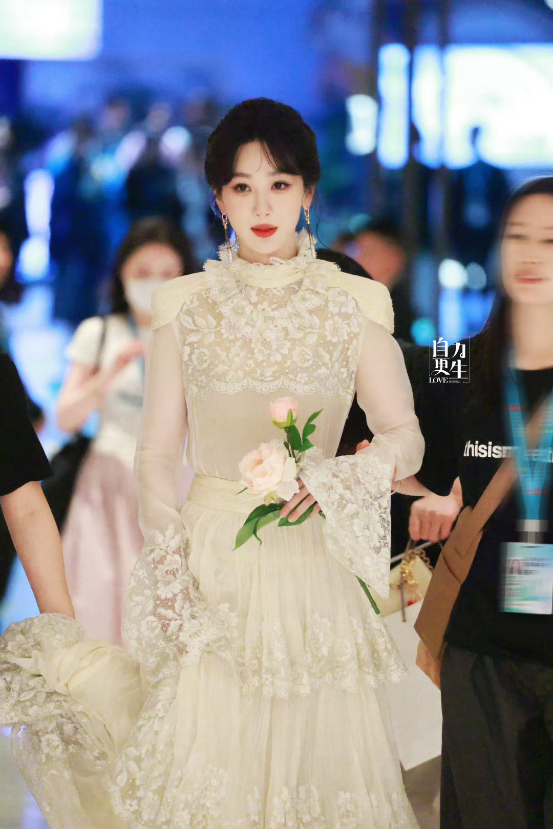 杨紫白玉兰感言杨紫公主级别的👸 ​​​