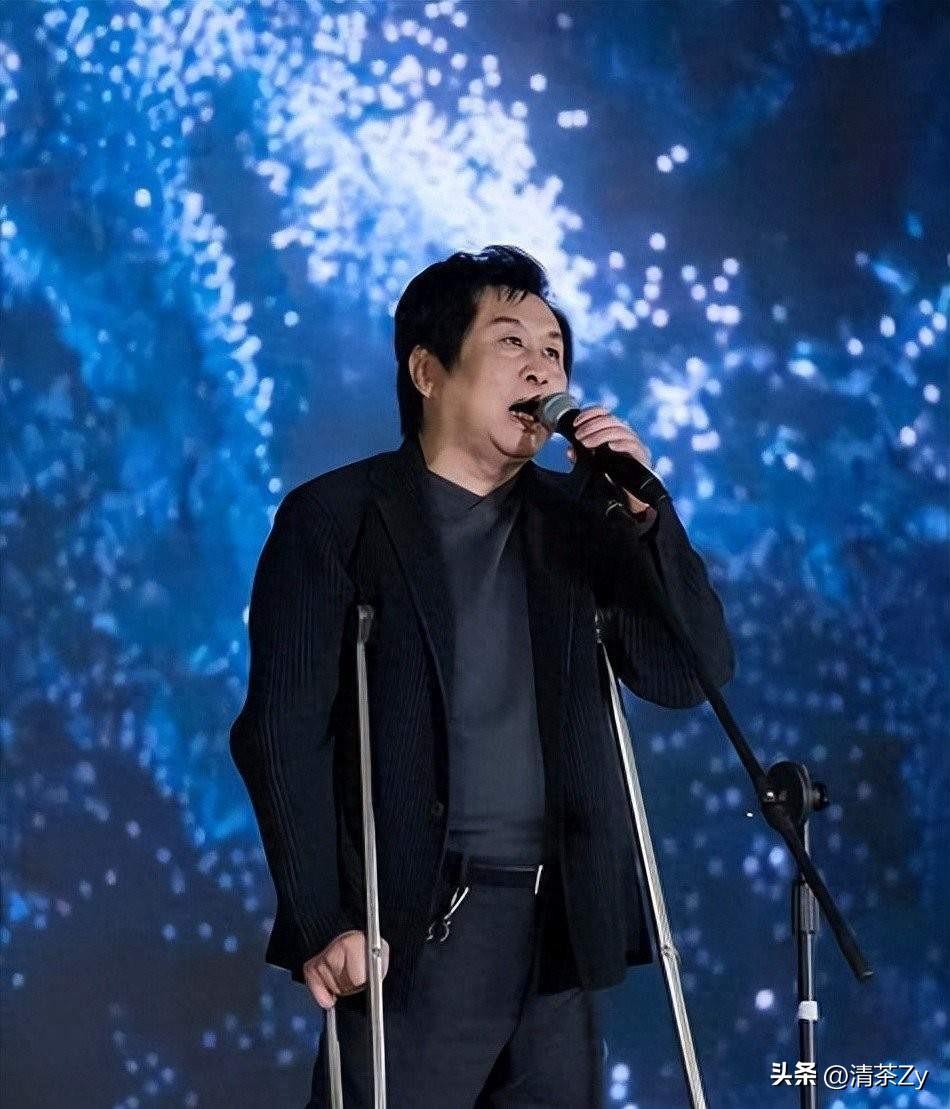 郑智化在延吉的演唱会最后一刻被叫停了！

原因是郑智化过往不当言论与行为引发强烈