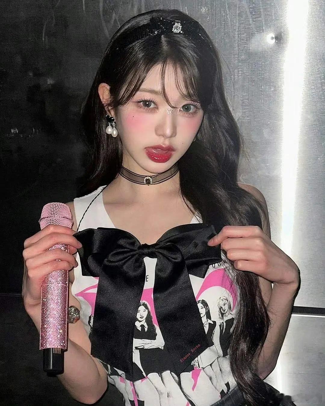 张元英、赵露思谁油腻的让人更不适 ​​​