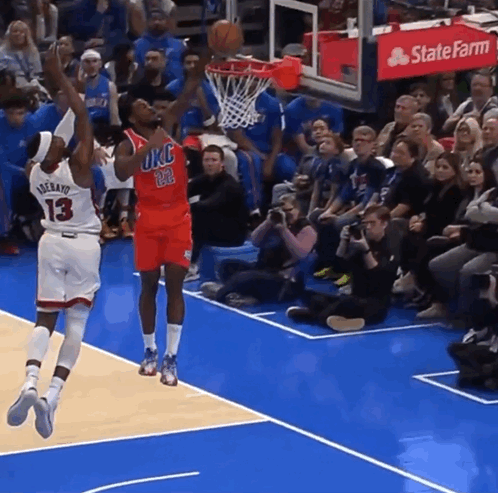 雷霆队就是有哨！各种不吹！