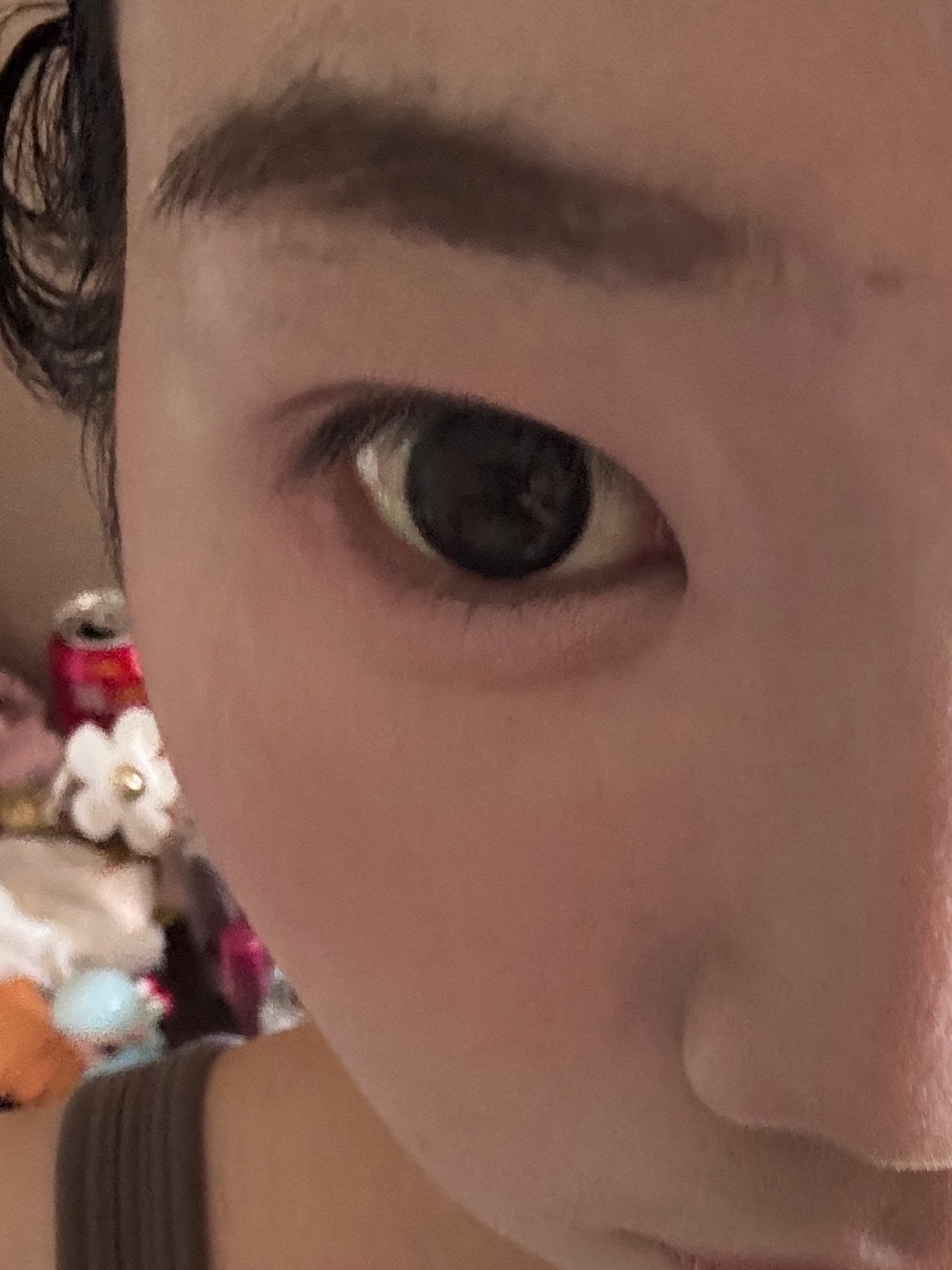 个人感觉dior 哑光版美版得做很好很好保湿才行单用花知晓喷雾+彩棠都斑驳的不行