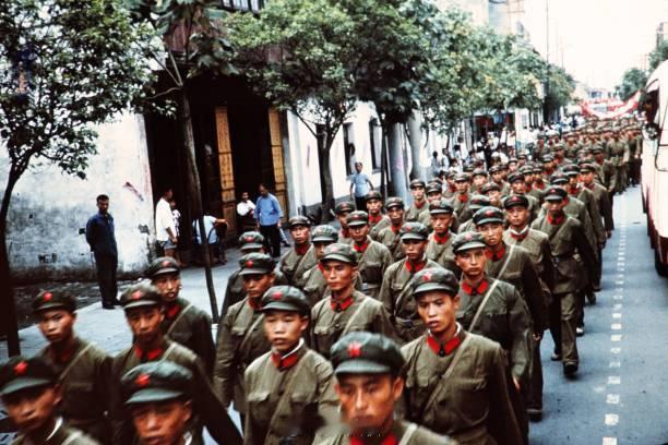 世事繁杂，有许许多多的声音充斥着我们的舆论空间，哪些说得对，哪些说得不对，这是一