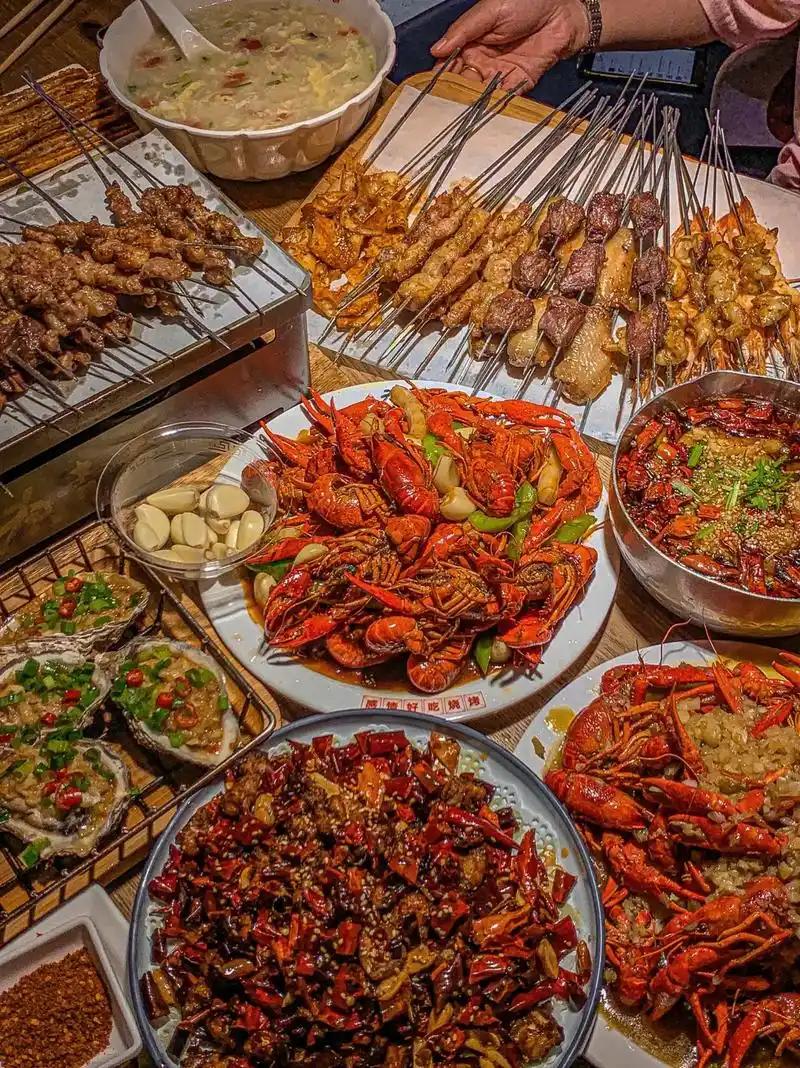 一个人做美食视频也不难：别急着买设备，先把拍摄流程理顺

很多人第一次拍美食视频