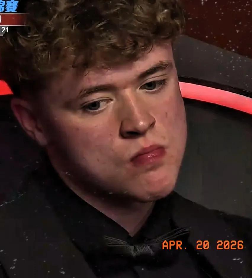 同时进行的凯伦威尔逊和穆迪第一阶段(前9局)的较量，穆迪6~3领先结束比赛，爆了