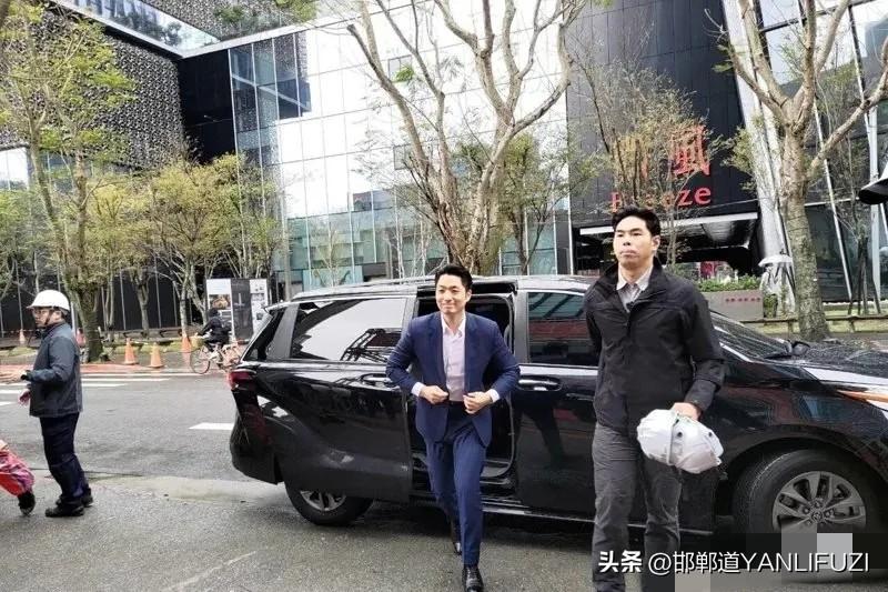 传军购金额郑丽文、蓝委版本相左。　蒋万安：要尊重党团意见
国民党中央坚持“350