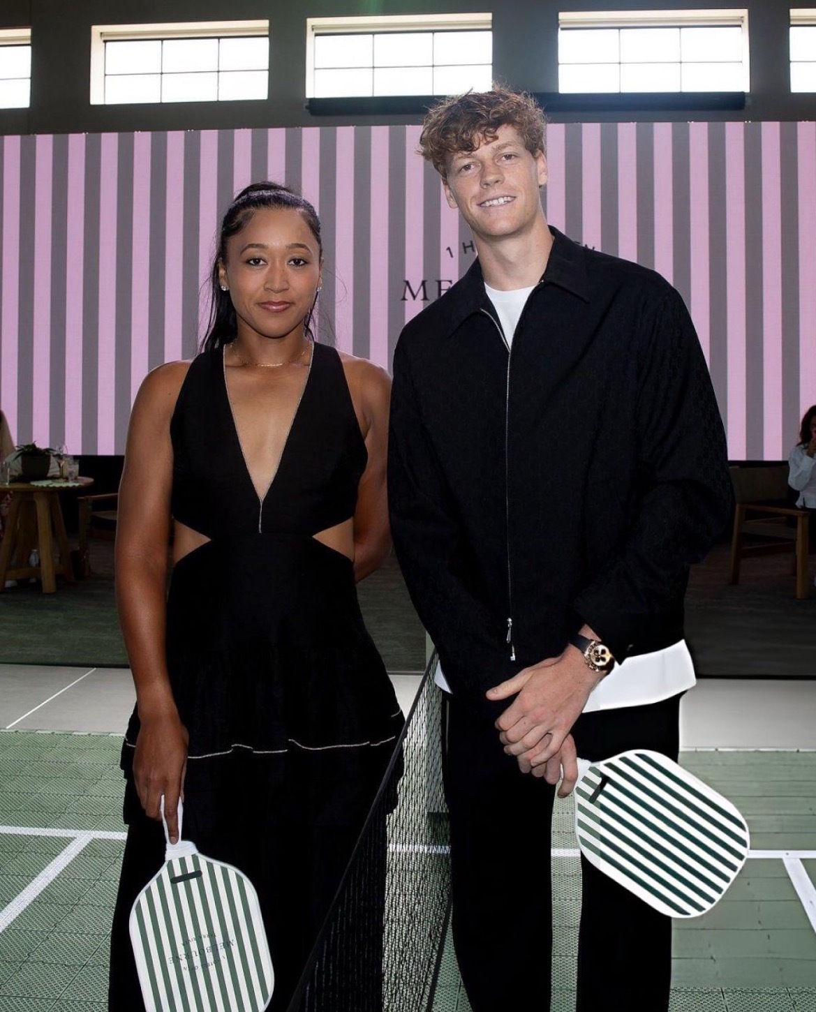 网球talking大会澳网2026这很澳网 辛纳和大坂直美出席活动，体验匹克球。