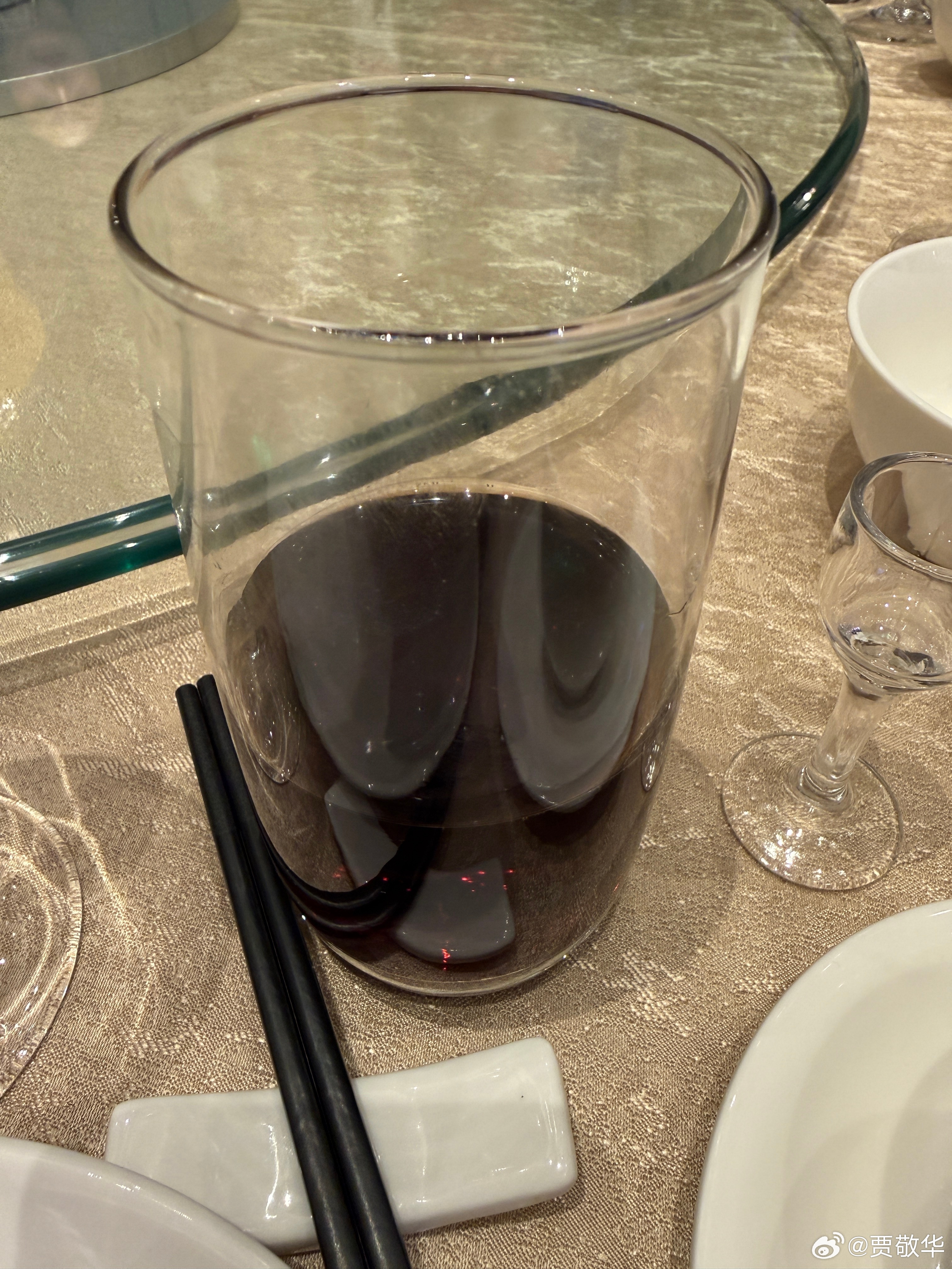 大家猜一下，这是红酒还是饮料？ 