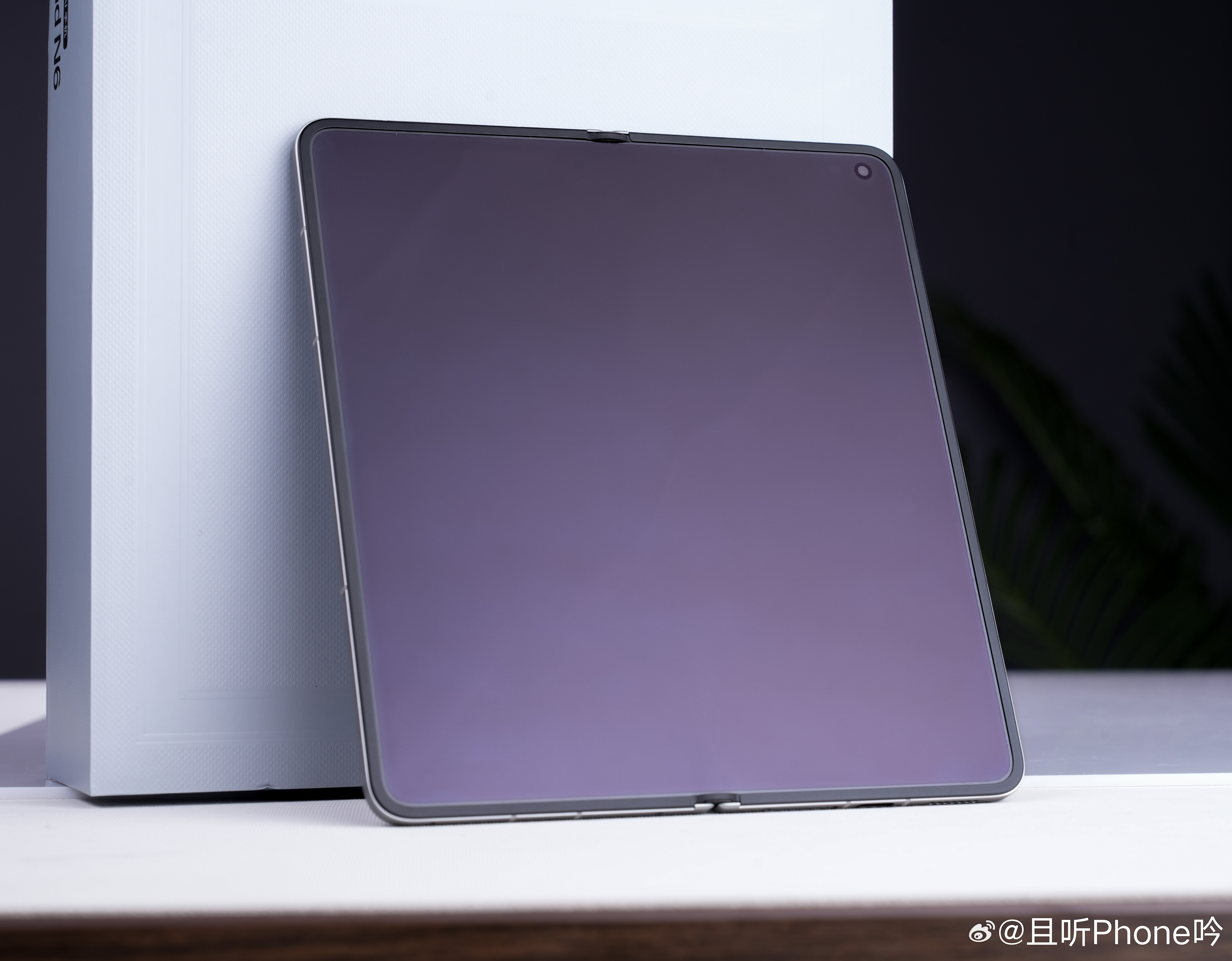 这次OPPO Find N6最大的一个提升，也是最大的卖点，就是干掉了折痕。相比