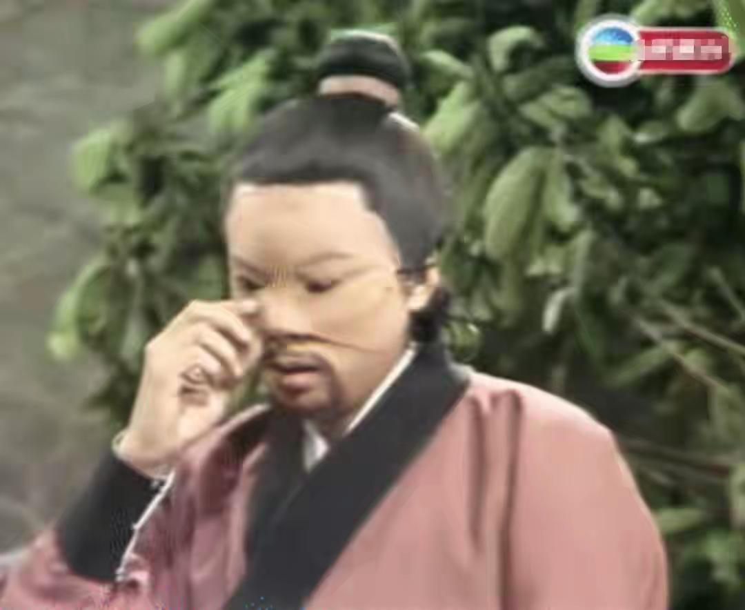 哈哈哈，这是哪个大聪聪选罗乐林演杨过的啊？
看到罗乐林摘面具的样子，又联想到古天
