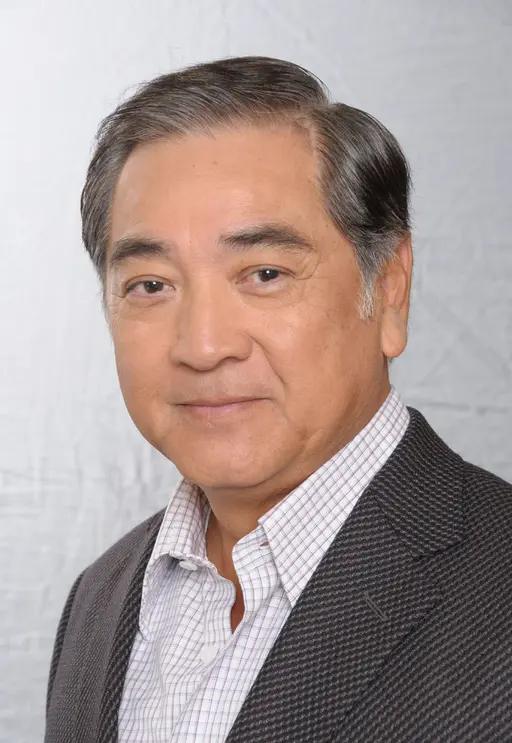 1988年，秦沛对妻子梁盛子提出离婚:“两个孩子归我，你有什么条件尽管提！”没想