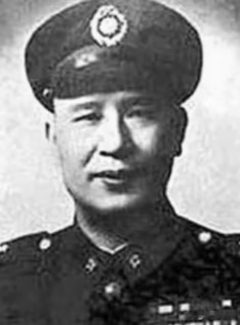 1940年，新四军女院长救活数百国军，送别宴上却被副官拔枪直指：鸿门宴！
 
栗