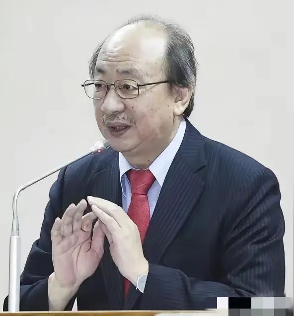 民进党又想搞“大罢免”。
今日（10日）最新消息，就在今日早上，针对“蓝白”阵营