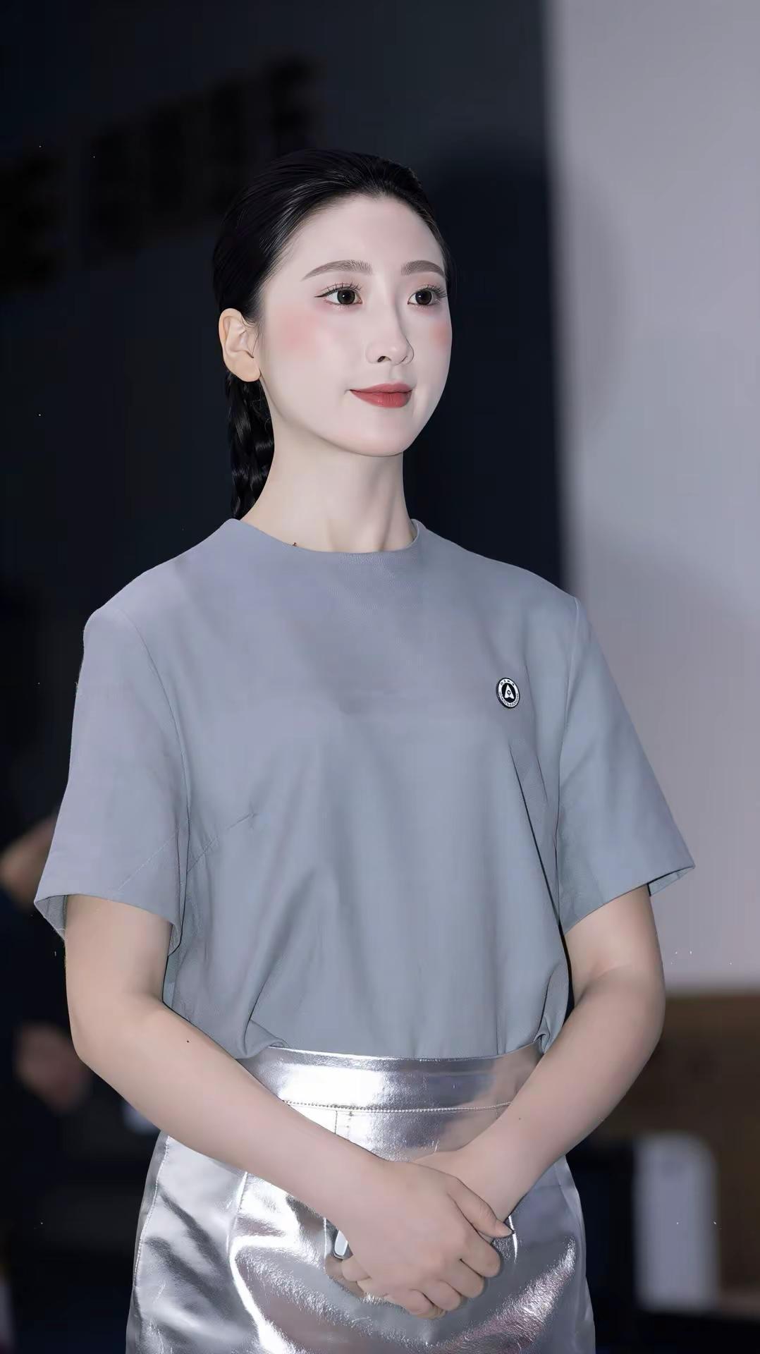 车展，现场实拍银色优雅风尚