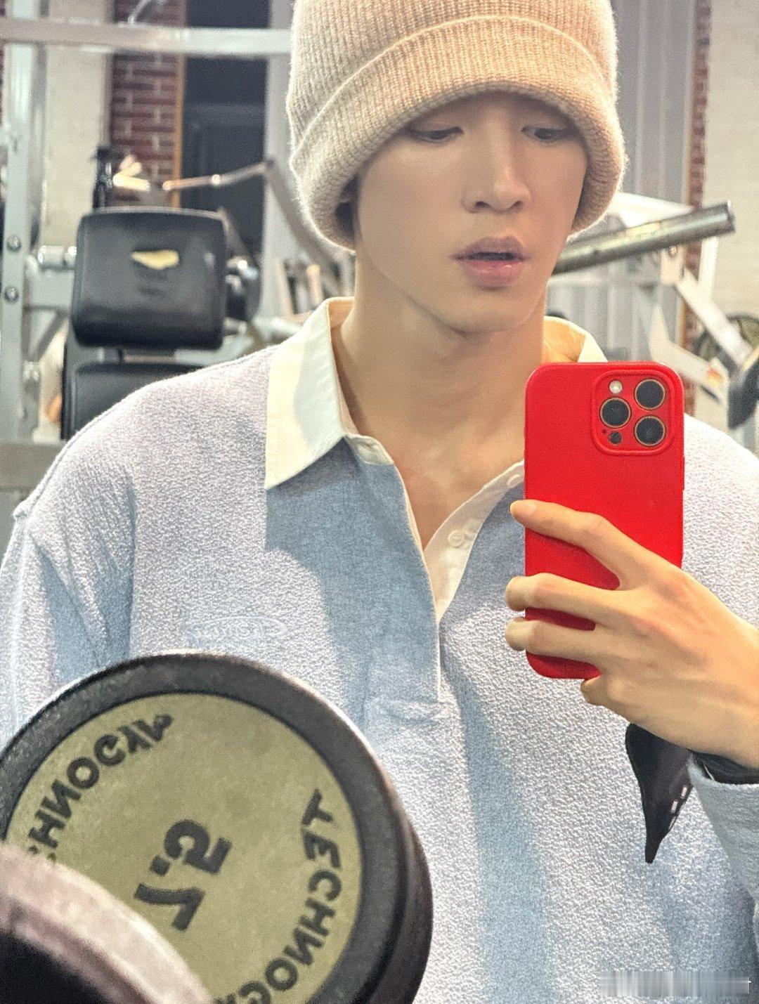 明星丨日常陈哲远的一些运动健身图片～ 