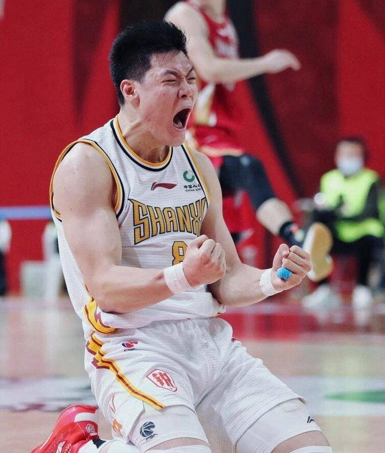 有一说一，今日张宁和雷蒙根本在一个级别！！
 
张宁：此役出战29分钟，投篮11