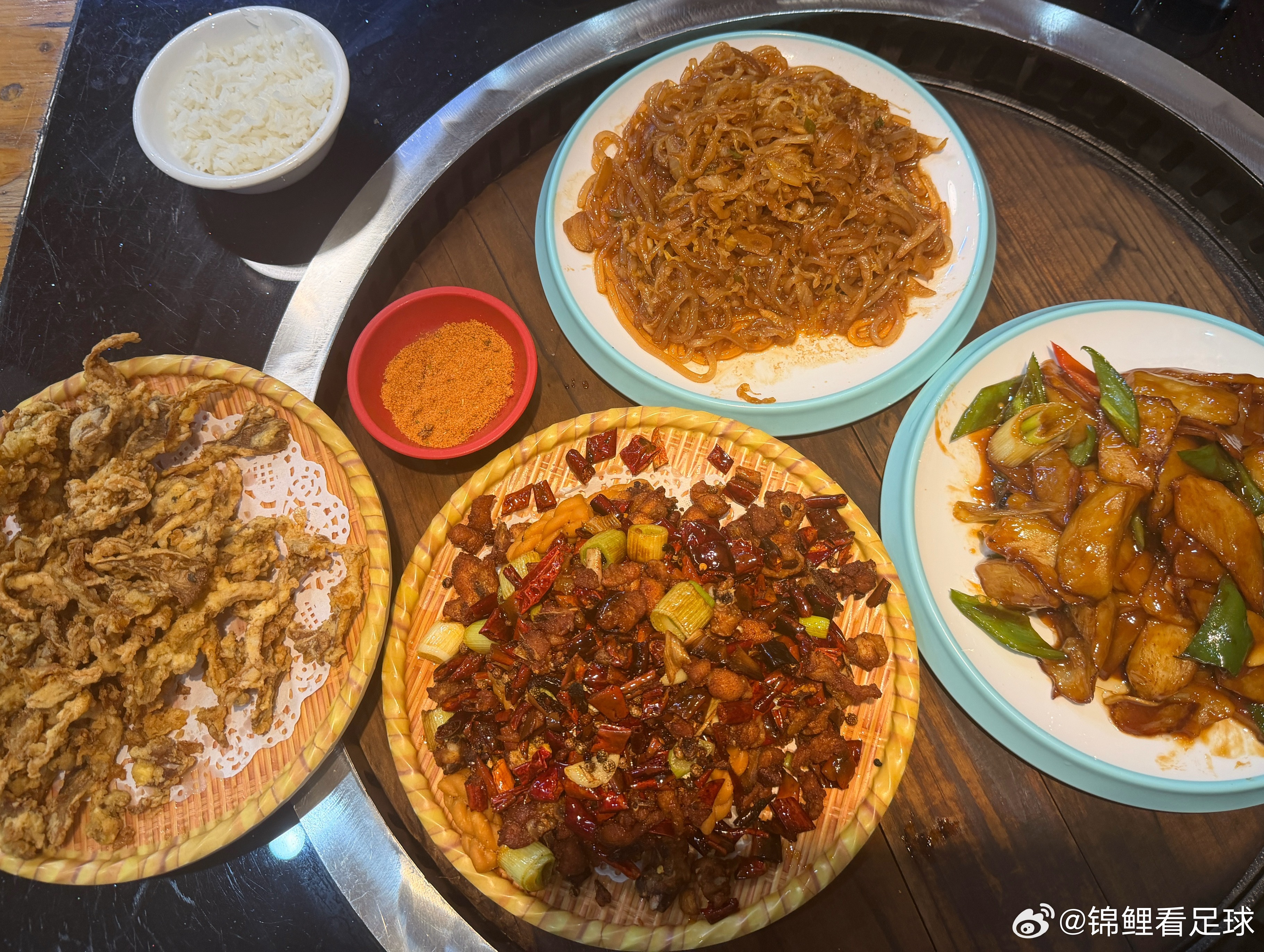 吃点东北菜，蛮久没吃，偶尔吃一下觉得挺好吃 ​​​