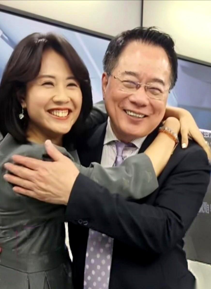 “我要去练帝王神功。”
一个老爷子，临进宫前，在节目上就这么扔下一句话。
旁边的