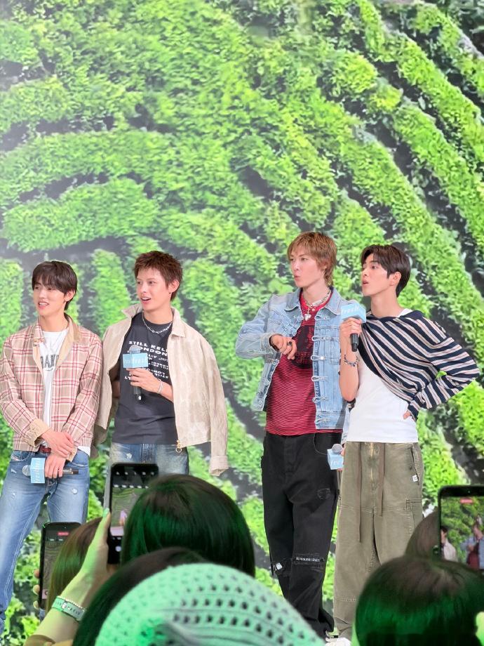 Cortis开辟了很新的宠粉赛道 Cortis上海线下活动真的用心了，全实名制每