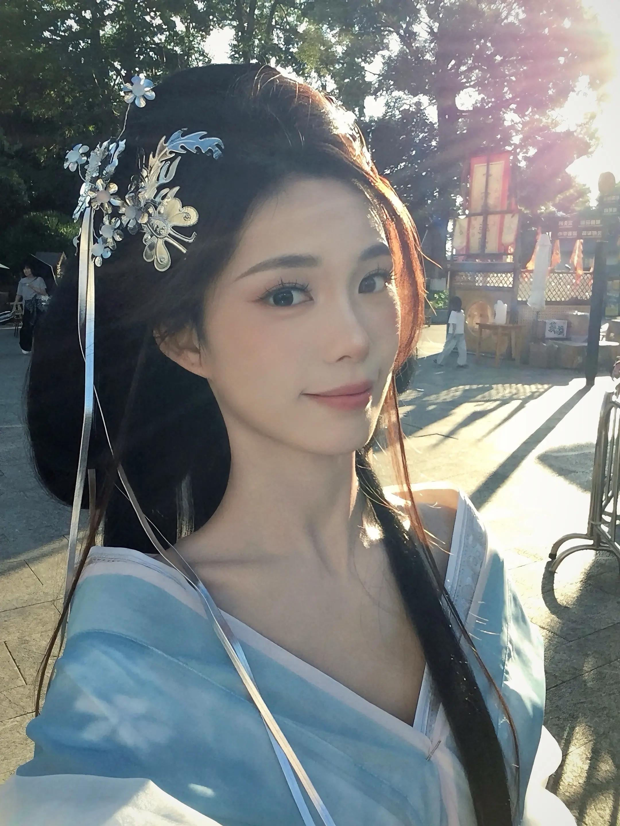 你低头欲说还休 我等你开口